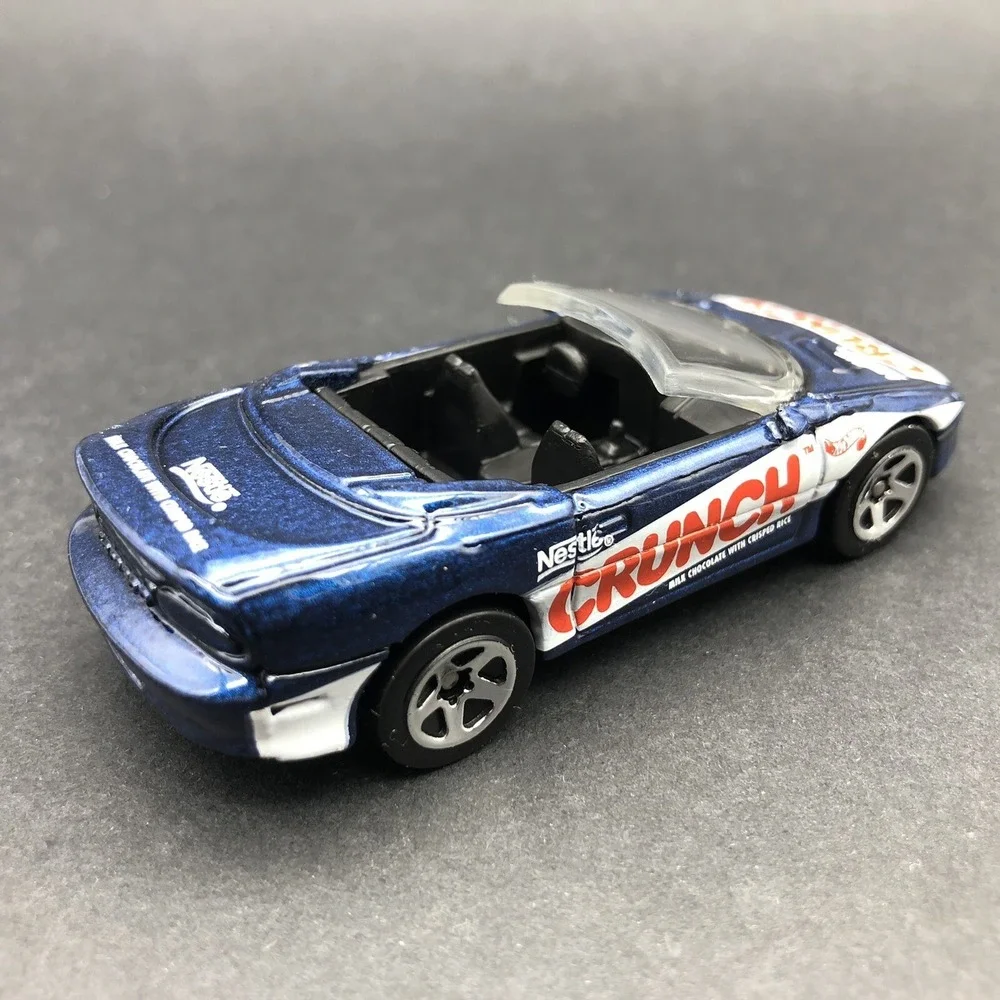 Hot Wheels Nestle Crunch 95 1995 Chevy Chevrolet Camaro Convertible Diecast 1/64